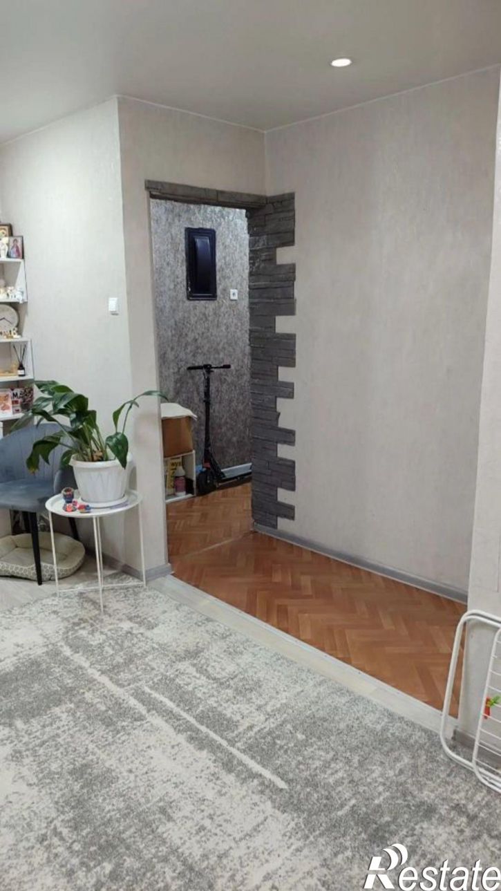 2-комн квартира Новосибирская улица, 32,  д. 32