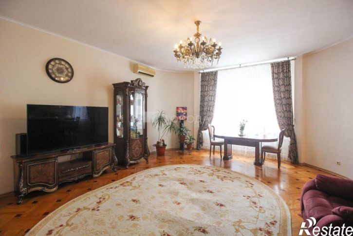3-комн квартира Комсомольский проспект, 40,  д. 40