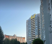 2-комн, 77кв м, этаж 10/15 Лазурная улица, 1
