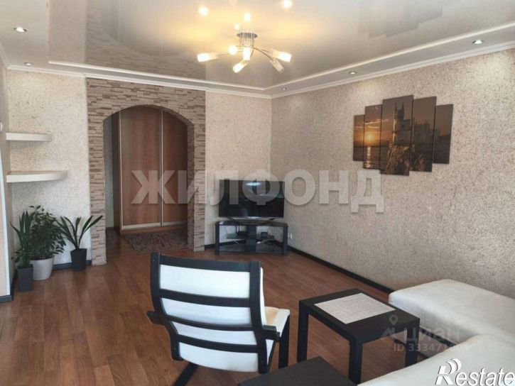 4-комн квартира улица Островского, 7,  д. 7