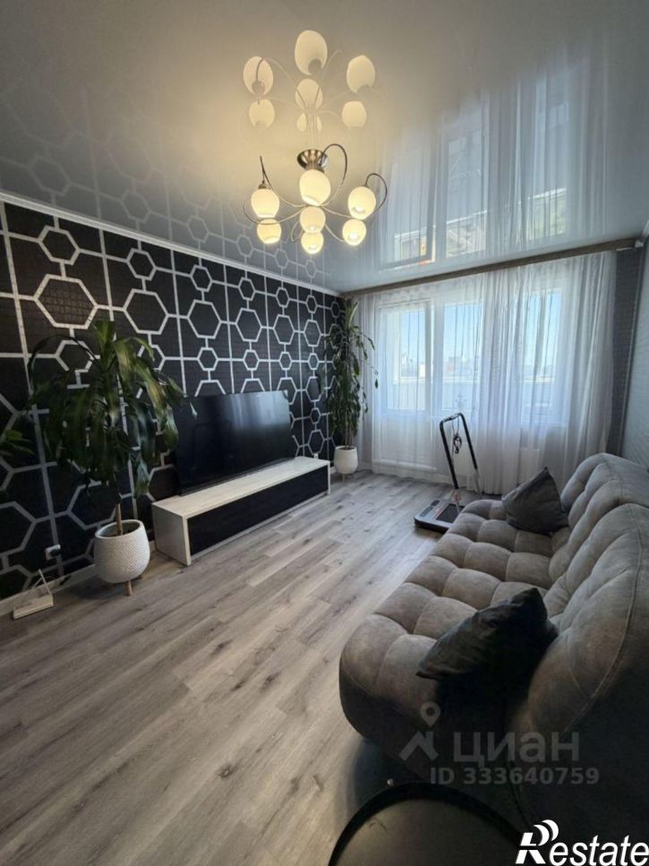 2-комн квартира улица Сергея Ускова, 31,  д. 31
