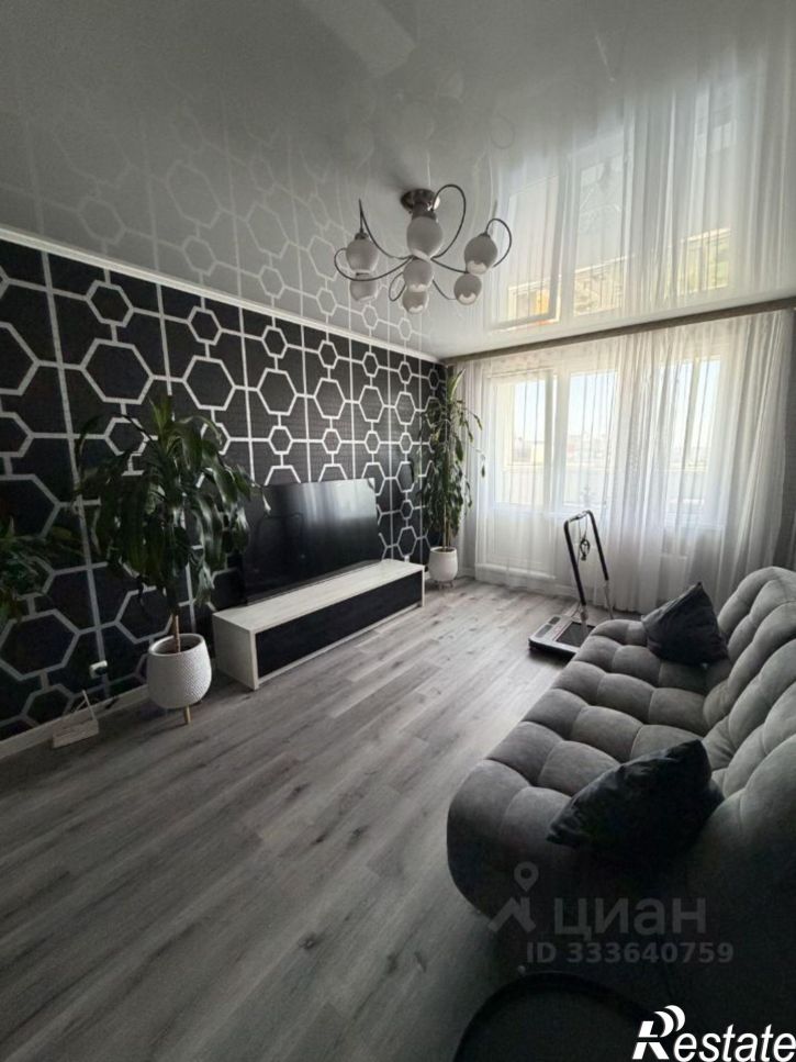 2-комн квартира улица Сергея Ускова, 31,  д. 31