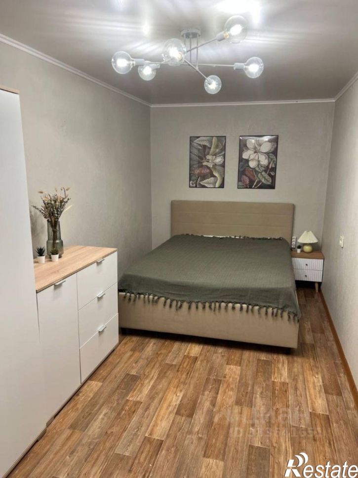 3-комн квартира улица Малахова, 75,  д. 75