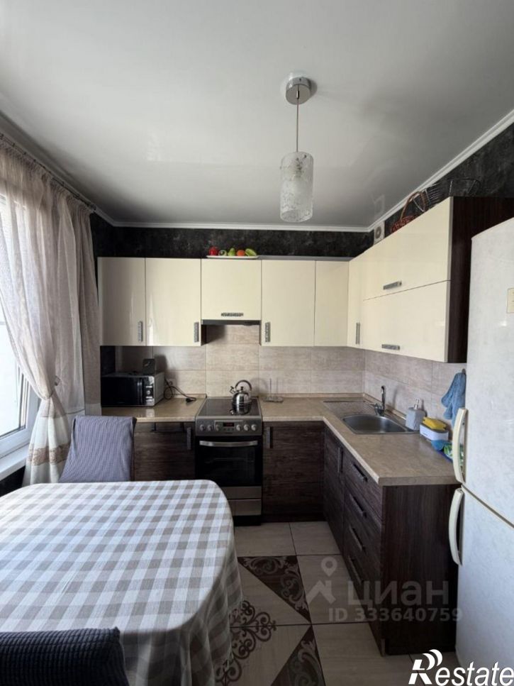 2-комн квартира улица Сергея Ускова, 31,  д. 31