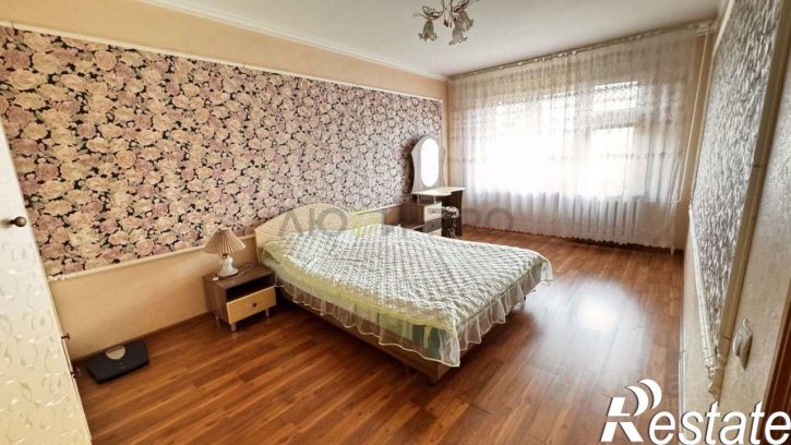 3-комн квартира улица Чкалова, 34,  д. 34