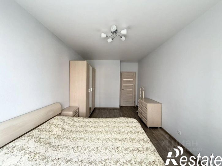2-комн квартира улица Сергея Семёнова, 4,  д. 4