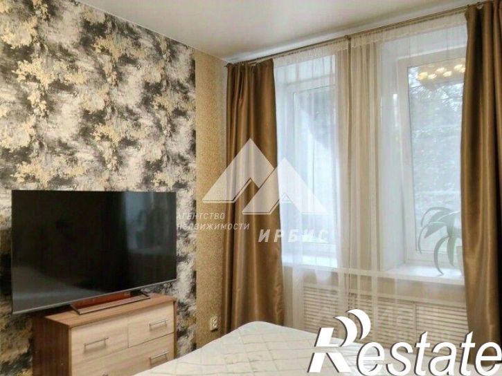 2-комн квартира проспект Строителей, 21,  д. 21