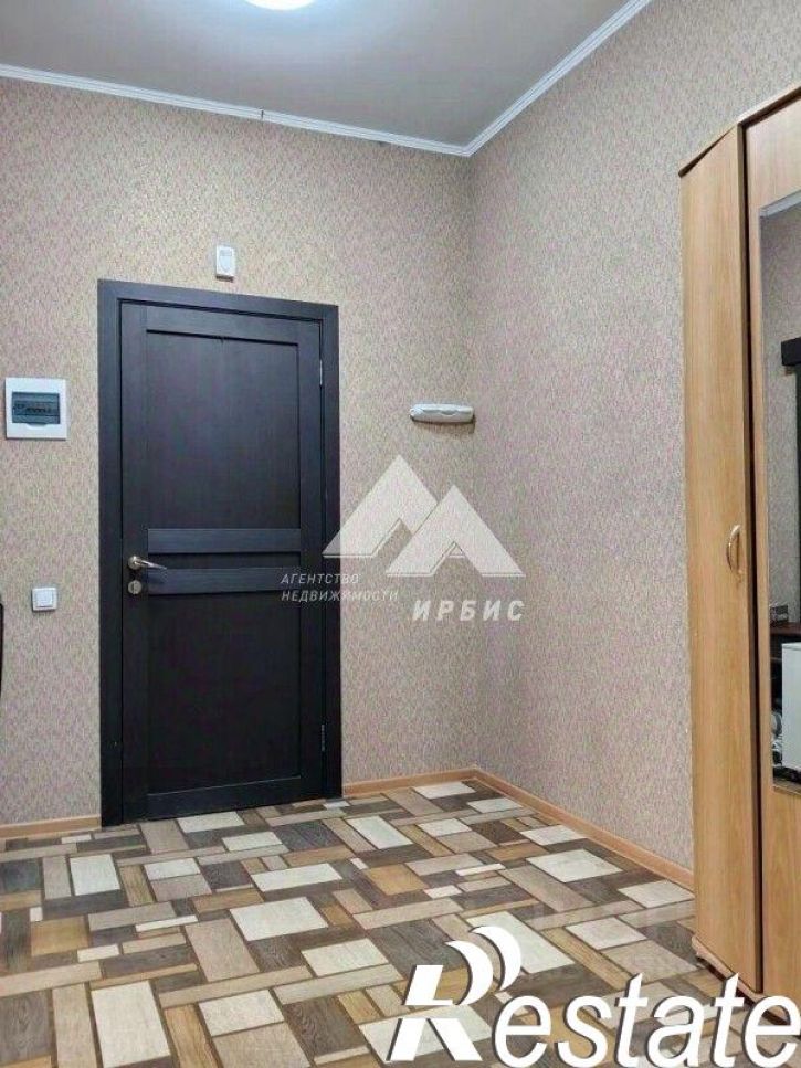 2-комн квартира проспект Строителей, 21,  д. 21