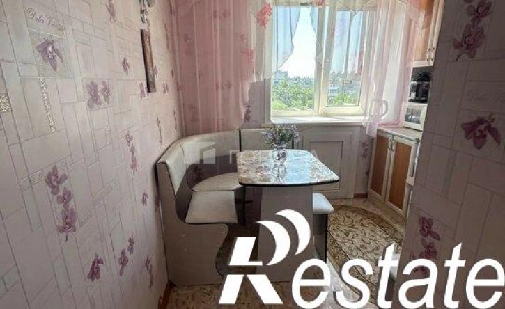2-комн квартира Брестская улица, 3,  д. 3