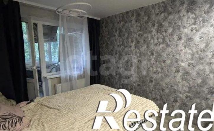 2-комн квартира улица Юрина, 204Б,  д. 204Б