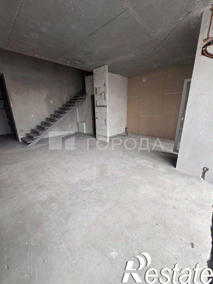 4-комн квартира улица Аванесова, 44,  д. 44