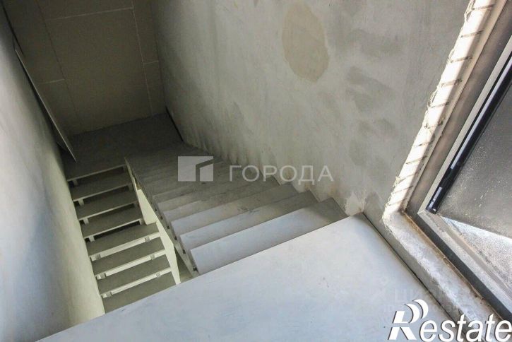 4-комн квартира улица Аванесова, 44,  д. 44