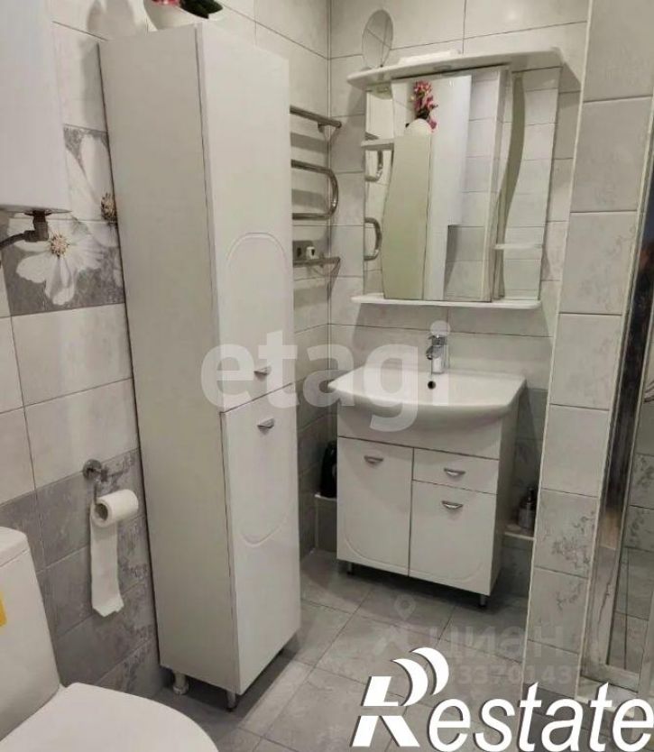 2-комн квартира улица Антона Петрова, 254,  д. 254