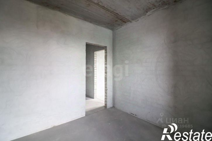 2-комн квартира улица Юрина, 168К,  д. 168К