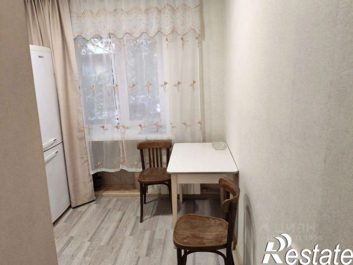 2-комн квартира проспект Строителей, 12,  д. 12