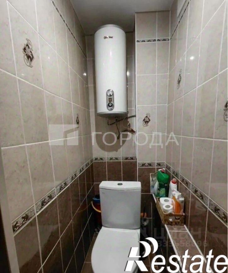 4-комн квартира улица Юрина, 202,  д. 202
