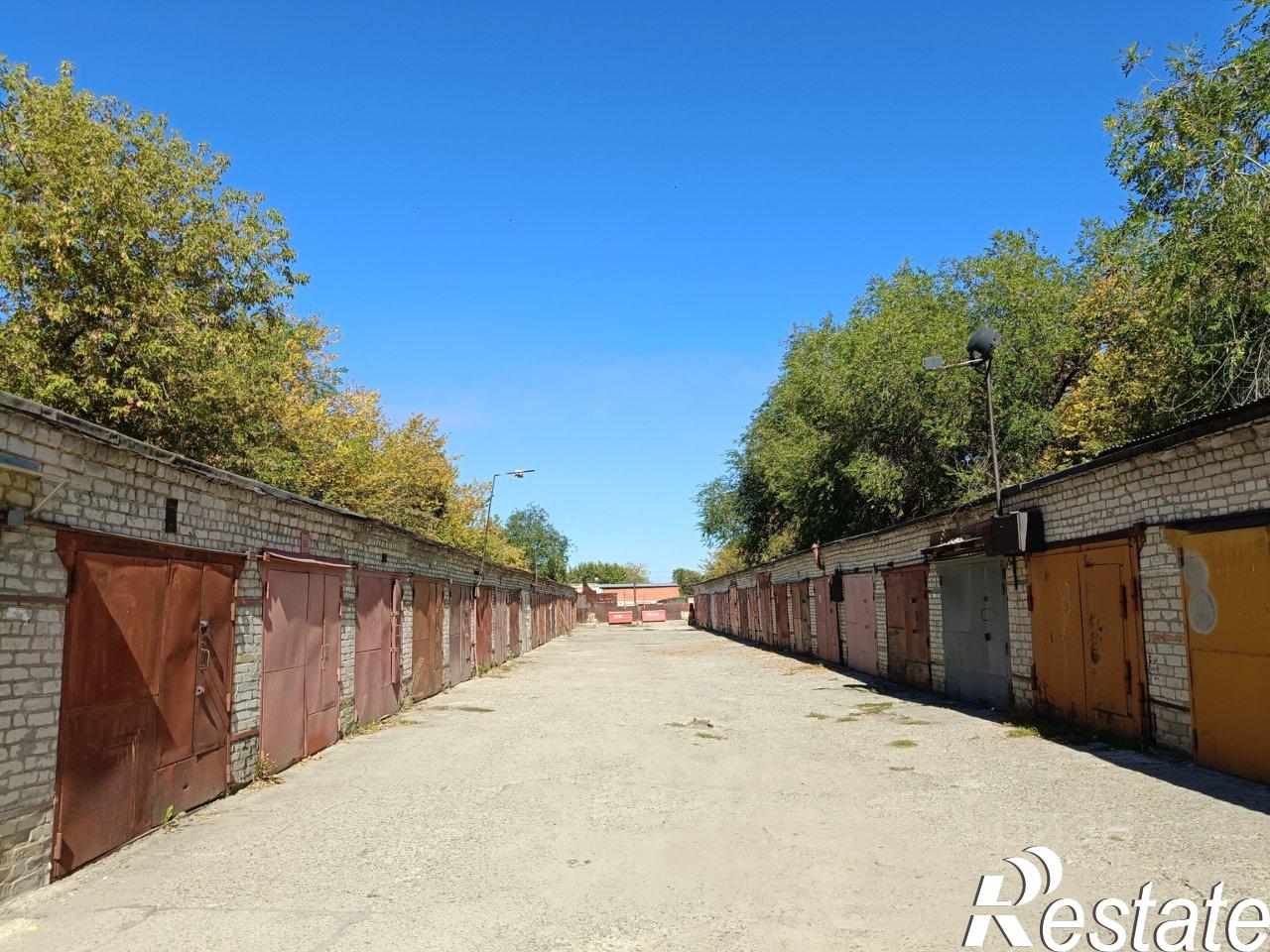 Купить гараж, место в паркинге за 703 269 рублей на Кавалерийская улица