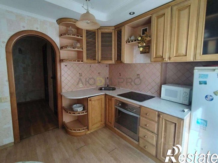 2-комн квартира улица Шумакова, 37,  д. 37
