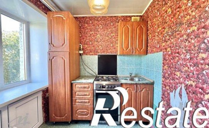 2-комн квартира Комсомольский проспект, 90,  д. 90