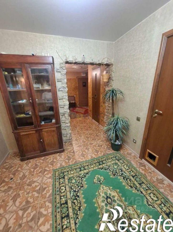2-комн квартира улица Попова, 98,  д. 98