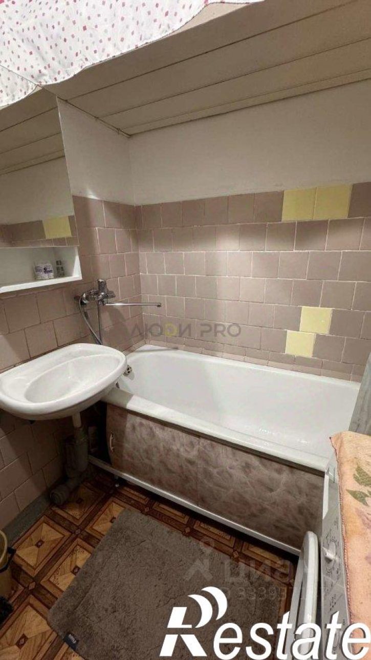 2-комн квартира улица Димитрова, 50,  д. 50