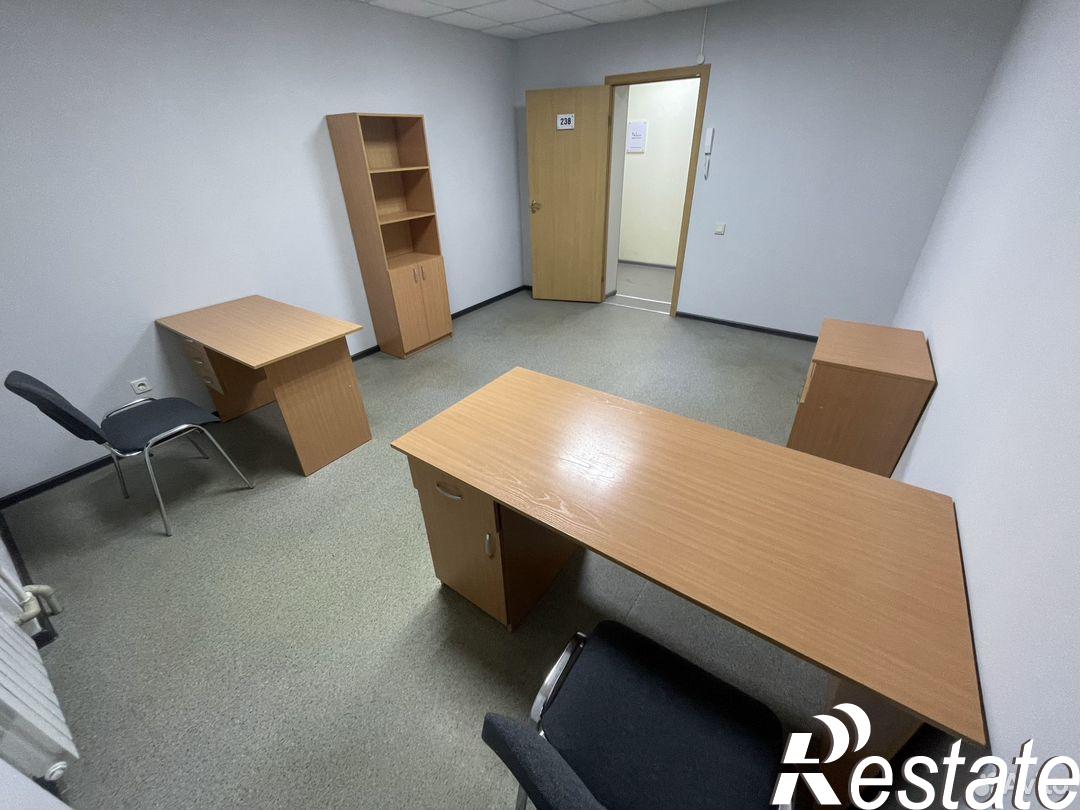 Сдать офис, помещение под офис за 14 240 рублей на улица Ярных, 2