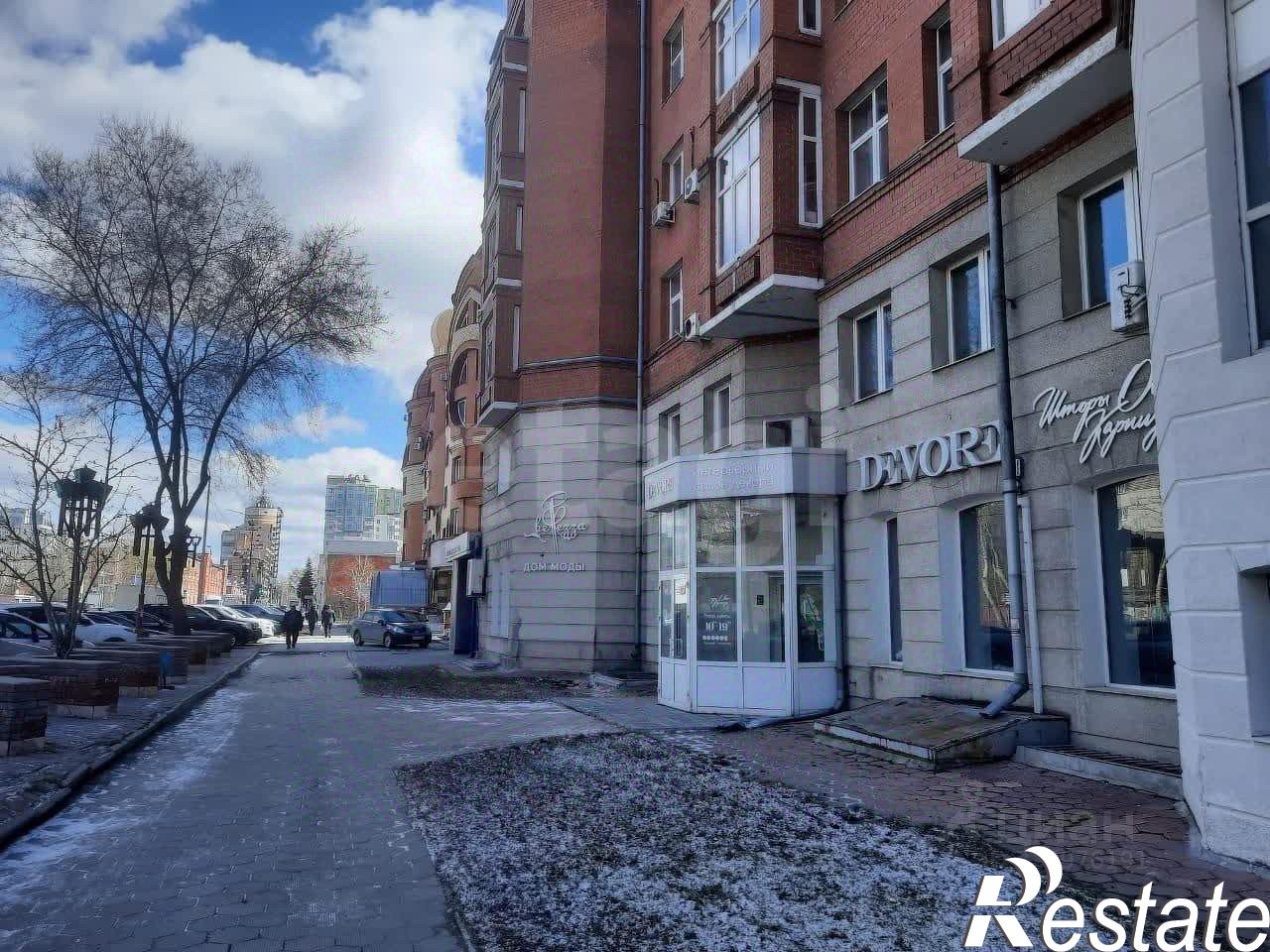 Купить торговое помещение за 40 000 300 рублей на Партизанская улица