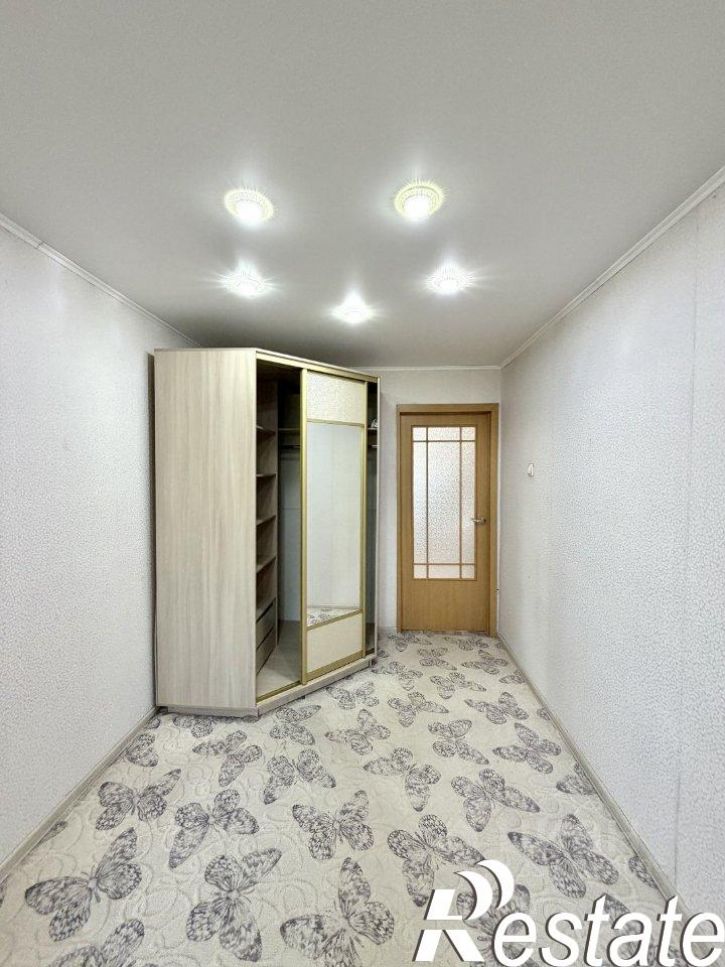 2-комн квартира улица Антона Петрова, 63,  д. 63