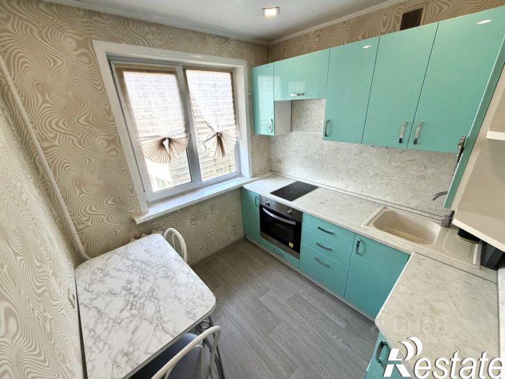 2-комн квартира улица Антона Петрова, 63,  д. 63