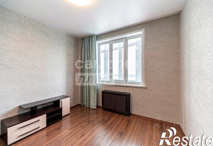 3-комн квартира Приречная улица, 1,  д. 1