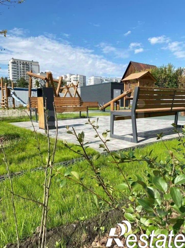 3-комн квартира улица Никитина, 10,  д. 10