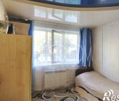 комната 61 кв м улица 80-й Гвардейской Дивизии, 36