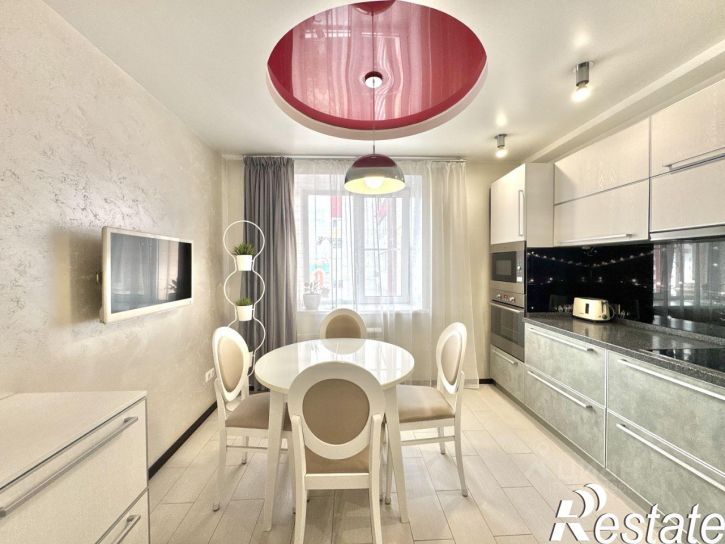 3-комн квартира Лазурная улица, 51,  д. 51