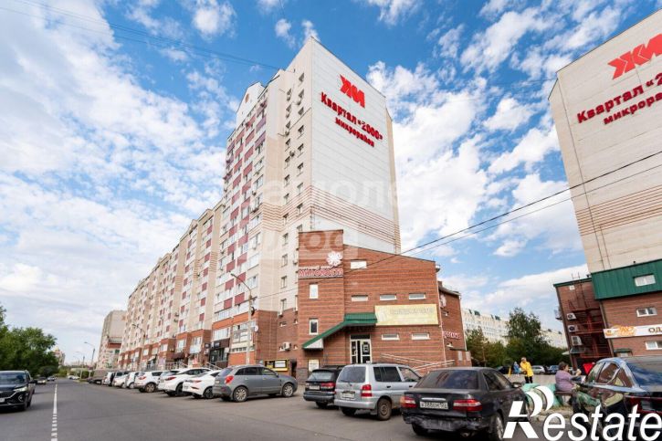 2-комн квартира Лазурная улица, 19,  д. 19