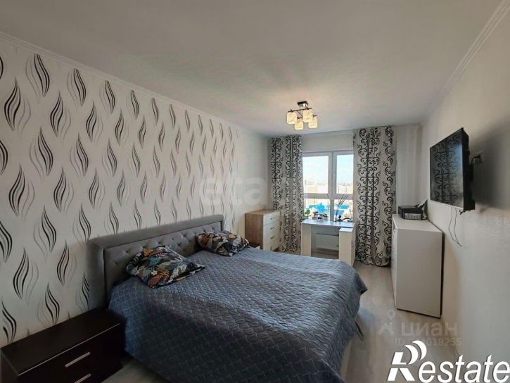 3-комн квартира улица Солнечная Поляна, 94 к2,  д. 94 к2