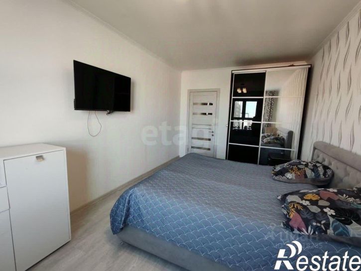 3-комн квартира улица Солнечная Поляна, 94 к2,  д. 94 к2