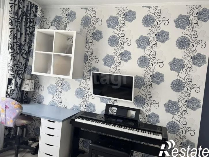 3-комн квартира улица Солнечная Поляна, 35,  д. 35