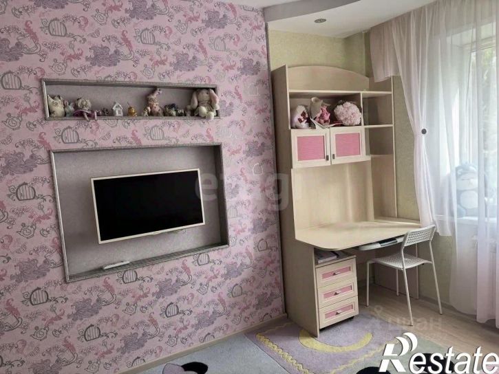 3-комн квартира улица Солнечная Поляна, 35,  д. 35