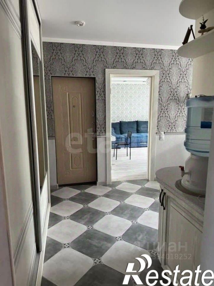 3-комн квартира улица Солнечная Поляна, 35,  д. 35