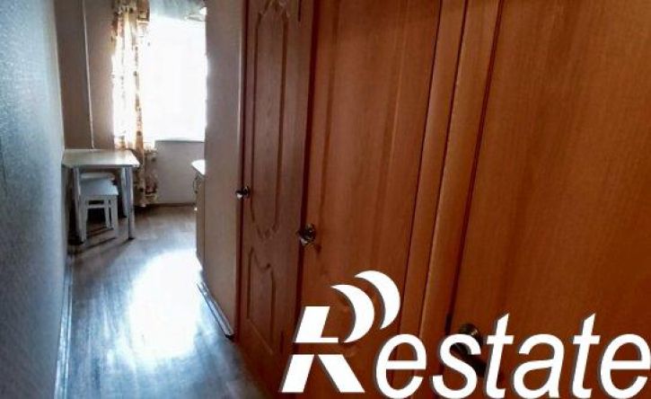 4-комн квартира улица Октябрят, 44,  д. 44