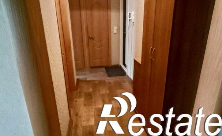 4-комн квартира улица Октябрят, 44,  д. 44