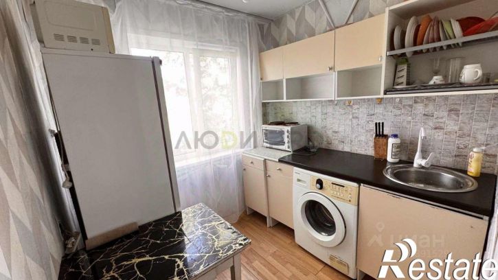 2-комн квартира улица Юрина, 216,  д. 216