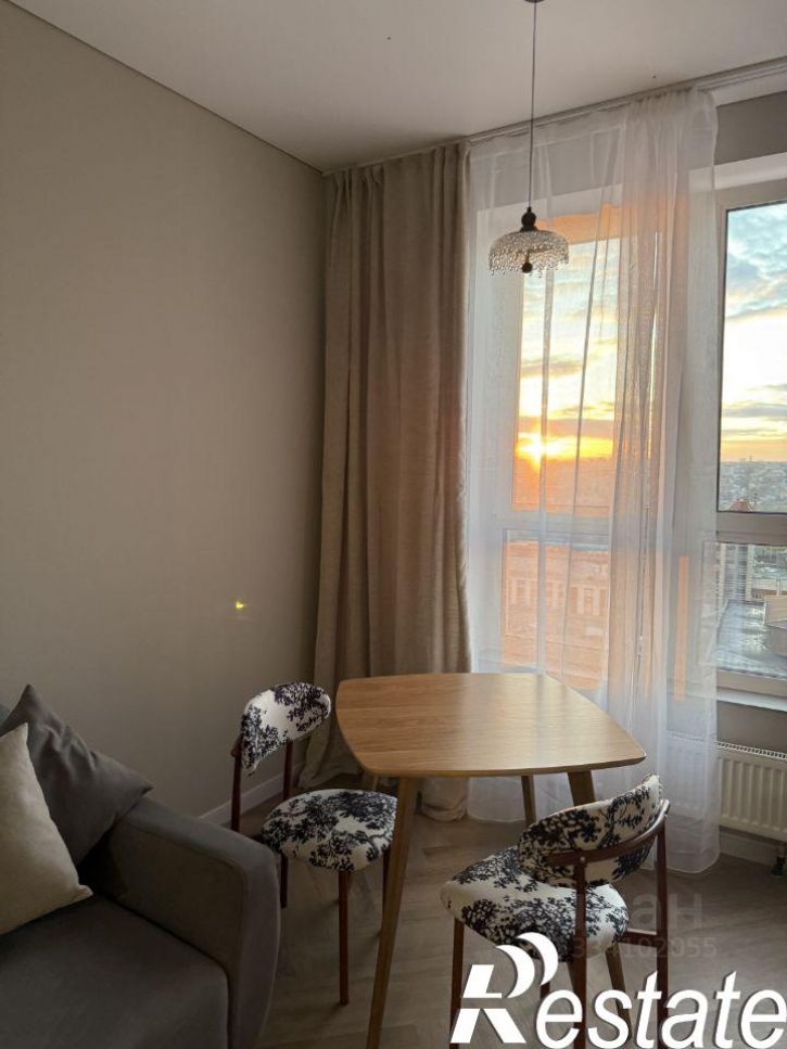 2-комн квартира проспект Строителей, 18 к1,  д. 18 к1