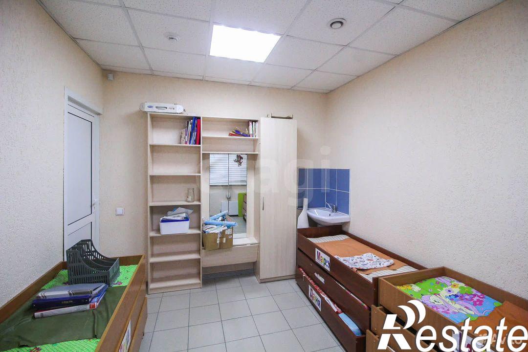 Купить офис, помещение под офис за 5 990 000 рублей на улица Гущина, 150/24