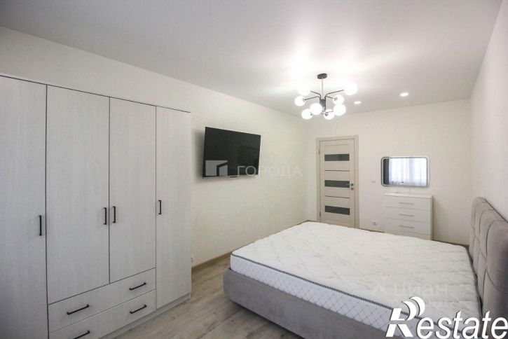 3-комн квартира улица Энтузиастов, 63,  д. 63