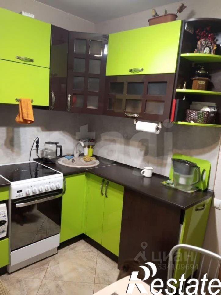 3-комн квартира улица Солнечная Поляна, 3,  д. 3