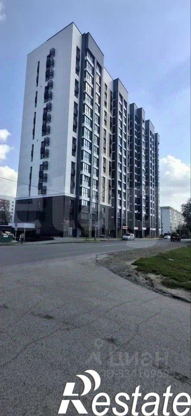 2-комн квартира улица Сухэ-Батора, 39,  д. 39
