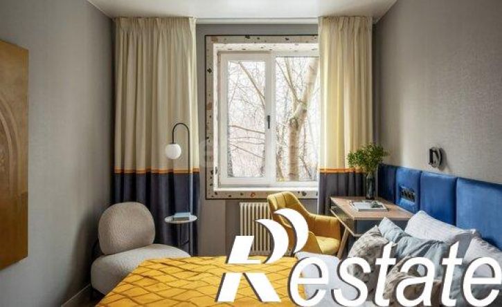 2-комн квартира улица Глушкова, 35,  д. 35
