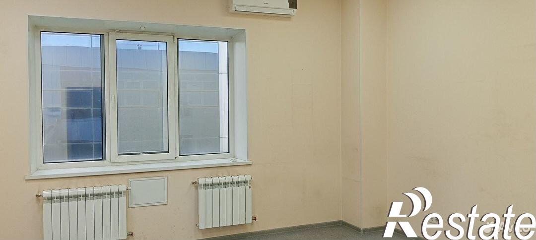 Сдать офис, помещение под офис за 550 рублей на улица Короленко, 102