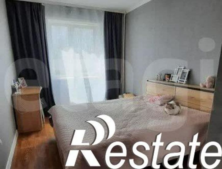 2-комн квартира улица Антона Петрова, 239,  д. 239